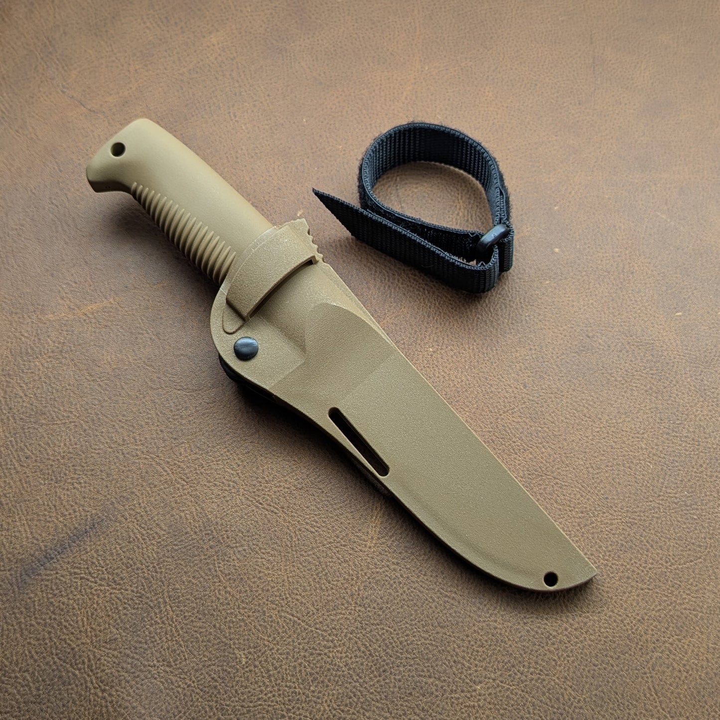 Peltonen M07 Ranger Puukko - Cerakote Coyote
