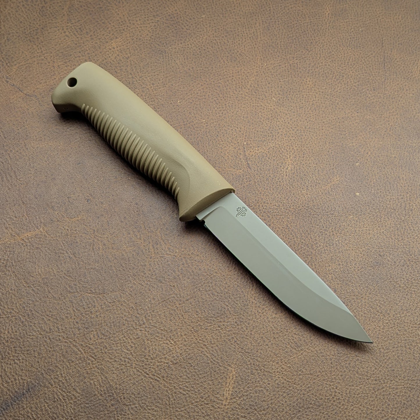 Peltonen M07 Ranger Puukko - Cerakote Coyote