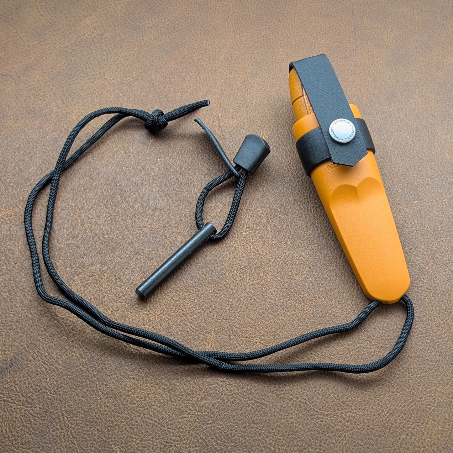Mora Eldris with Neck Knife Kit - Burnt Orange