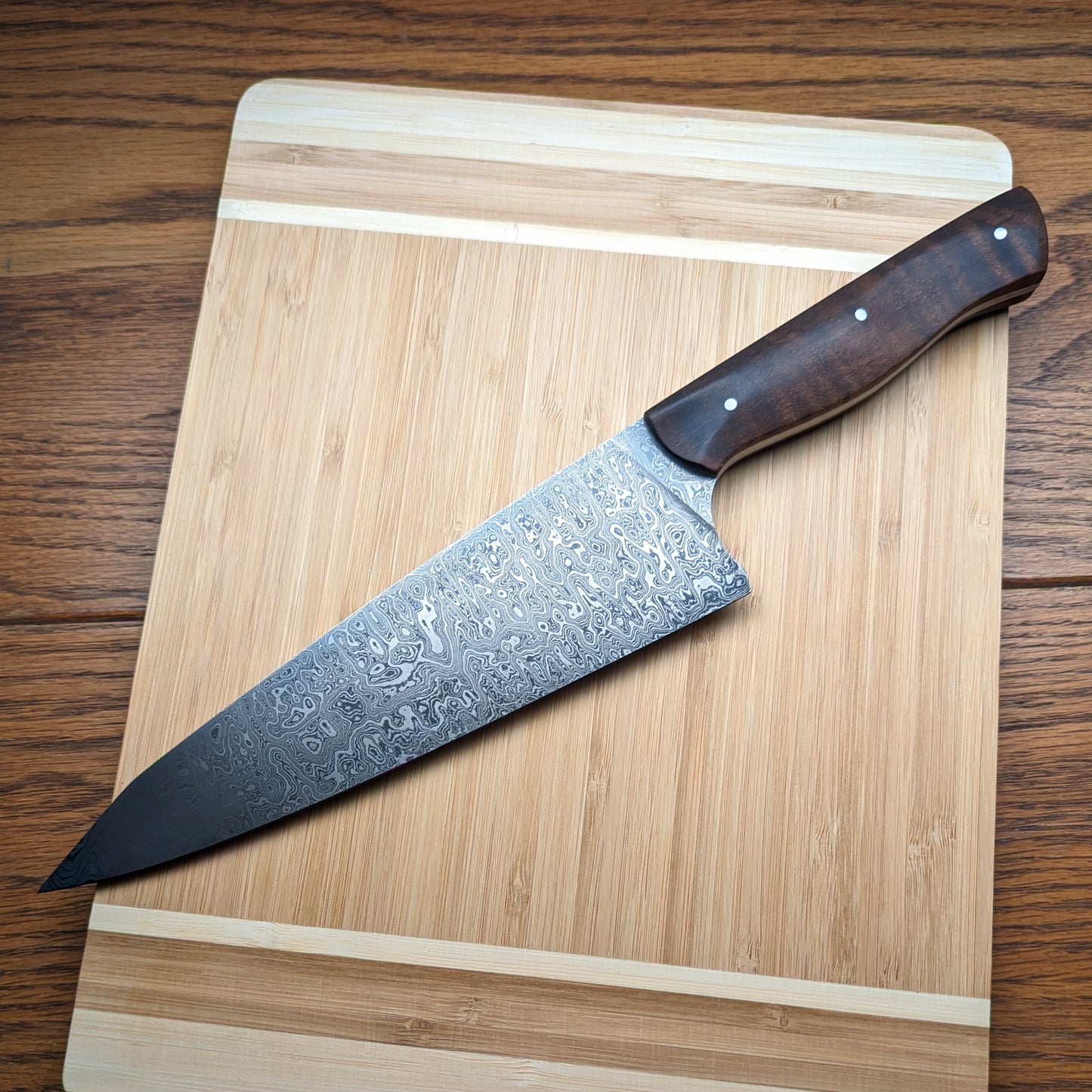 Damascus Chef (Toasted Curly Maple/8")
