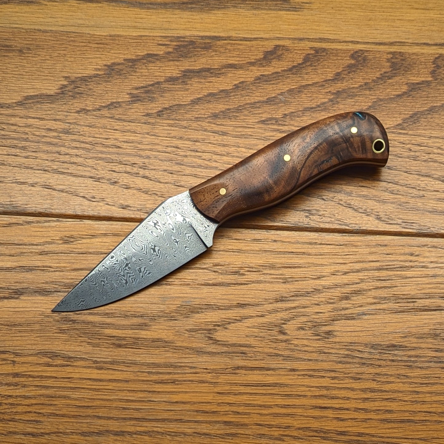 Damascus Hunter (Claro Walnut)