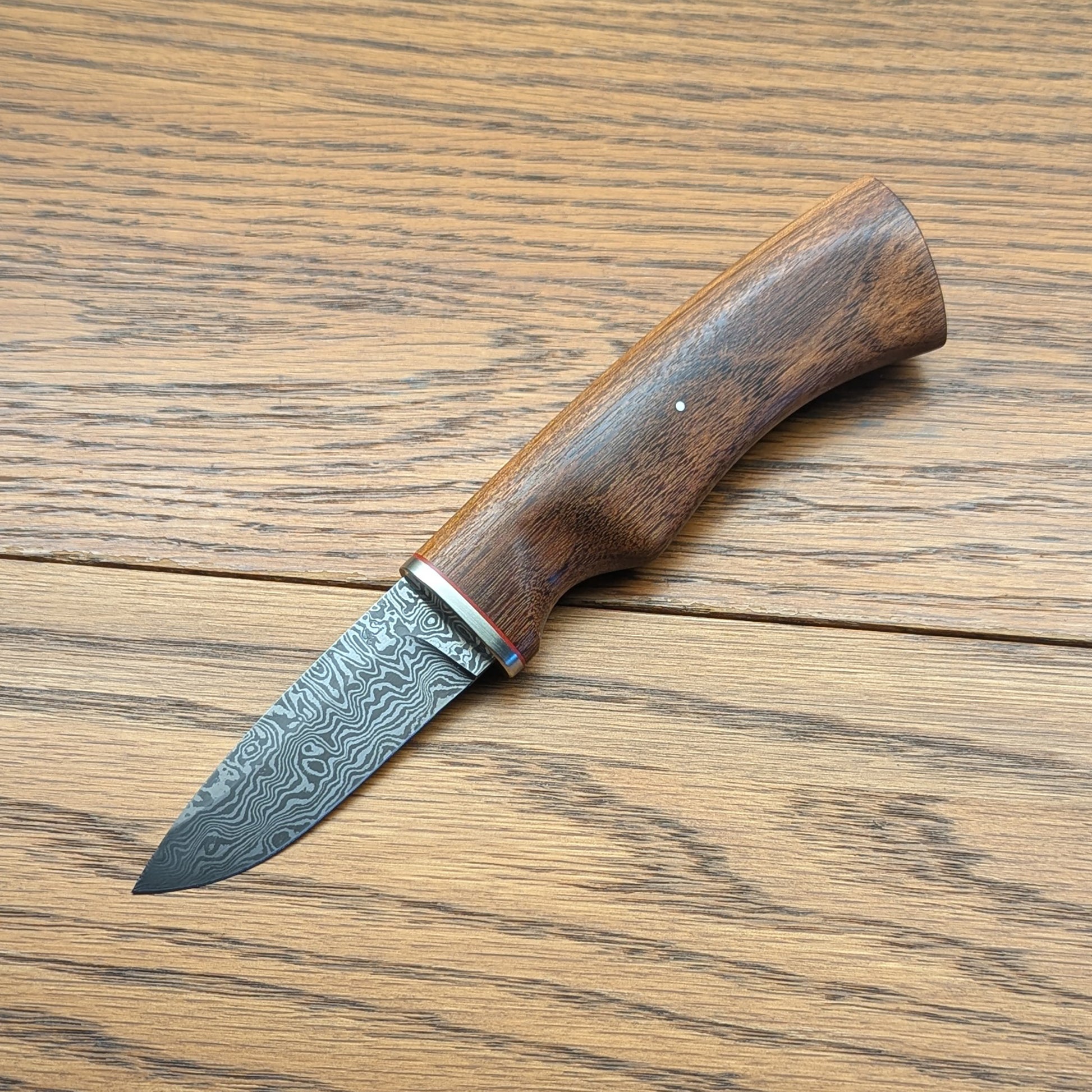 Handmade custom Damascus knife