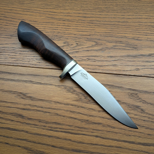 Custom hunting knife